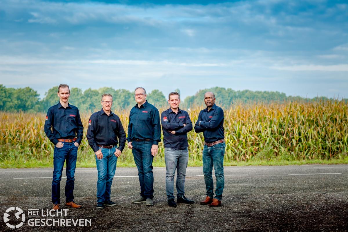 Bedrijfsfoto van 5 Werknemers van Speed Heat in Brabant